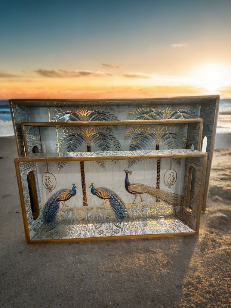Peacock Royale Nesting Trays
